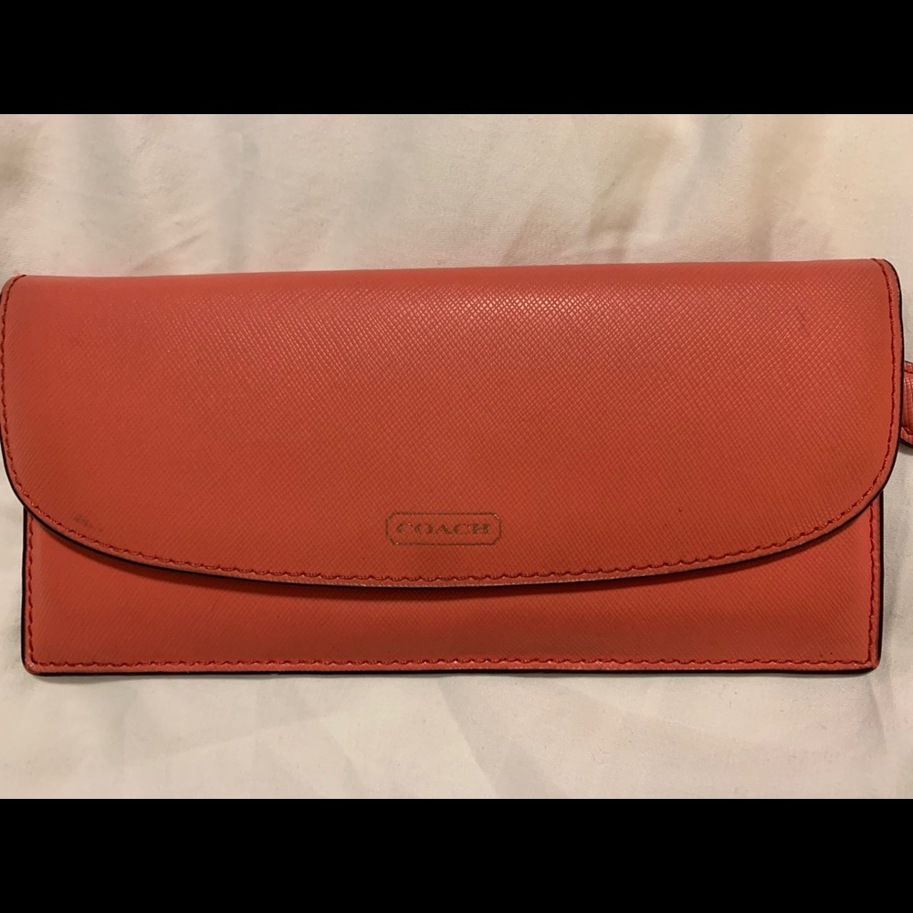 Coach Wallet - Authentic